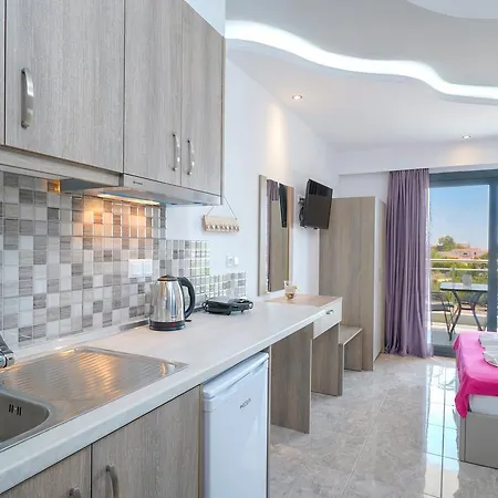 酒店 Eridon 利迈纳里亚