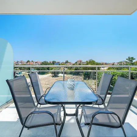 酒店 Eridon 利迈纳里亚