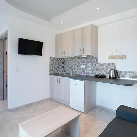 酒店 Eridon 利迈纳里亚